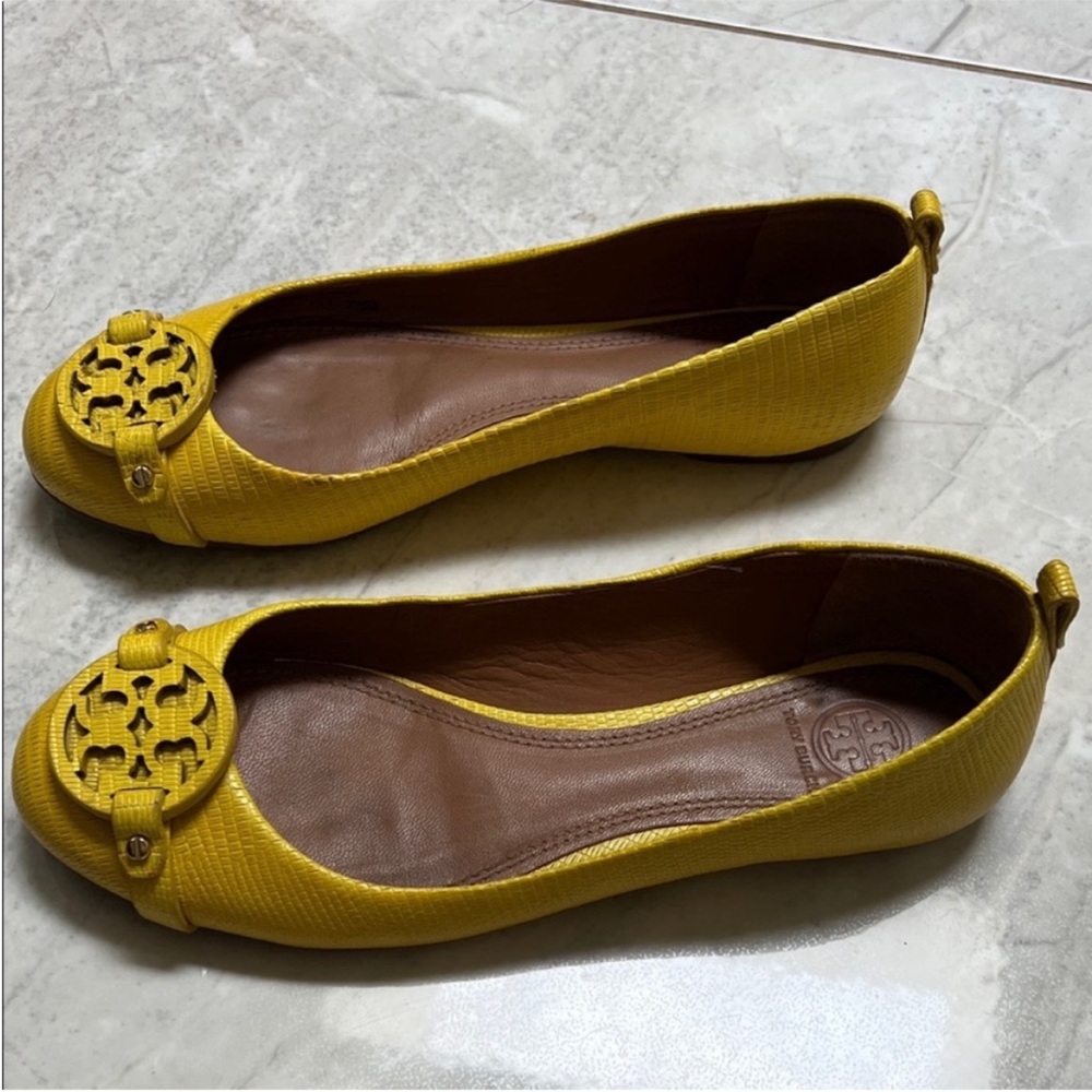 Tory Burch | Women’s Size 7.5 Mini Miller Reptile Mustard Yellow Ballet Flats - Picture 4 of 11